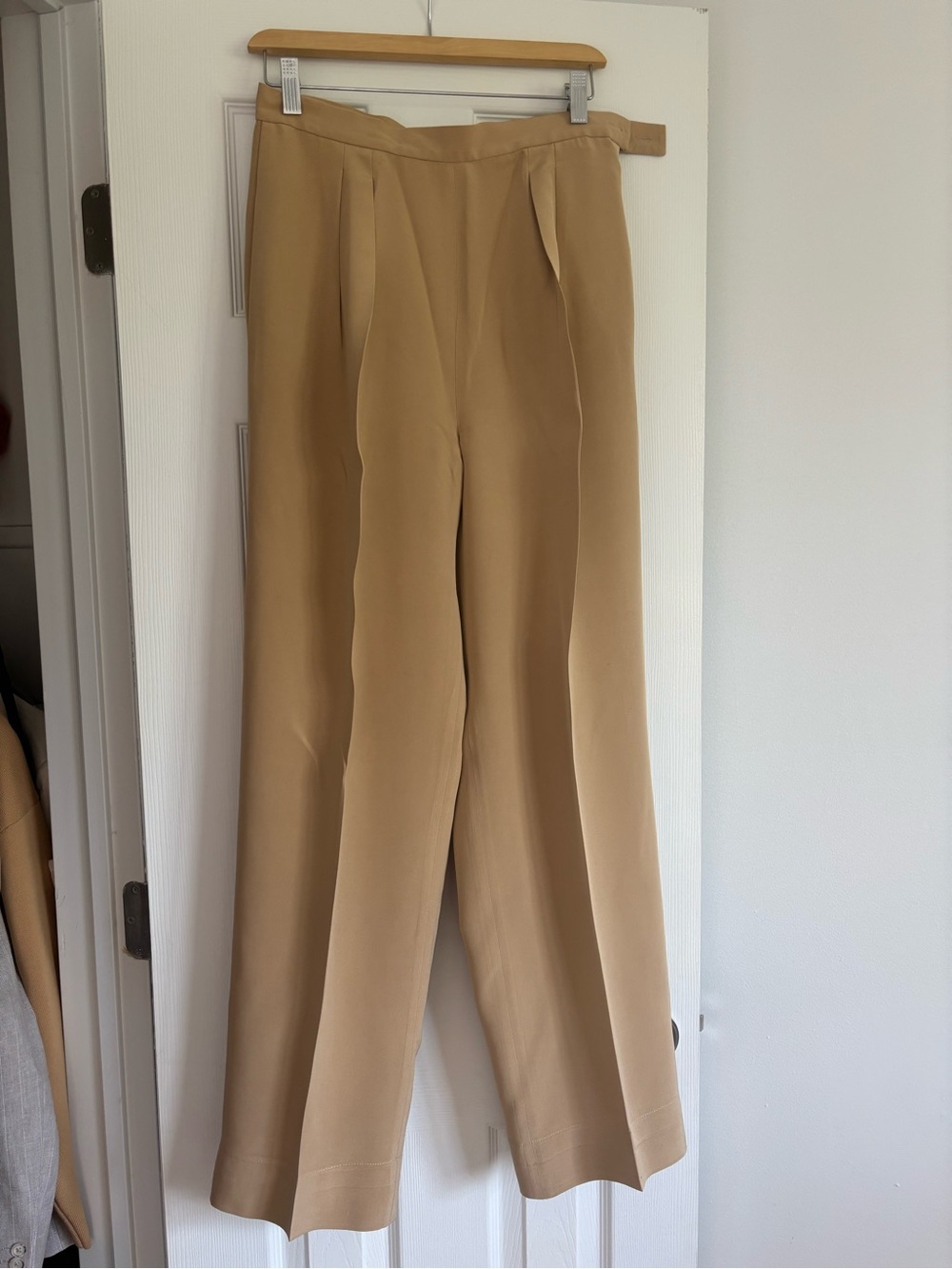 Jones New York Wide-Leg 100% silk Trousers - Camel/Tan - Picture 2 of 7